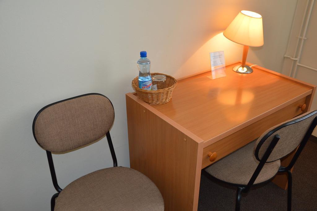 Pokoje Goscinne Centrum Kultury Prawoslawnej ビャウィストク 部屋 写真