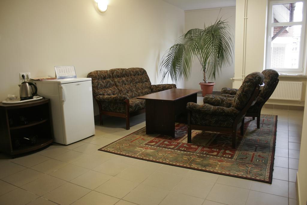 Pokoje Goscinne Centrum Kultury Prawoslawnej ビャウィストク エクステリア 写真